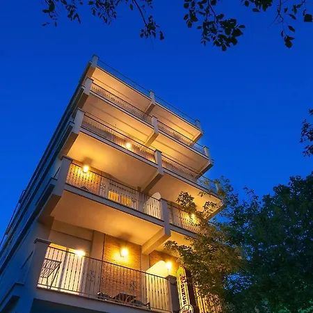 Neri Lejlighedshotel